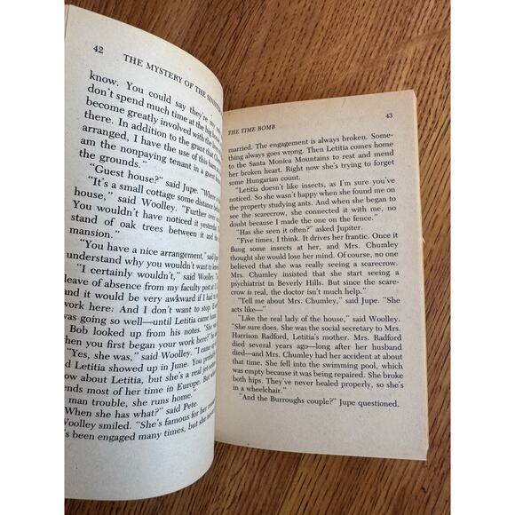 Vintage 1979 The Three Investigators The Mystery of the Sinister Scarecrow pbk - Picture 3 of 4